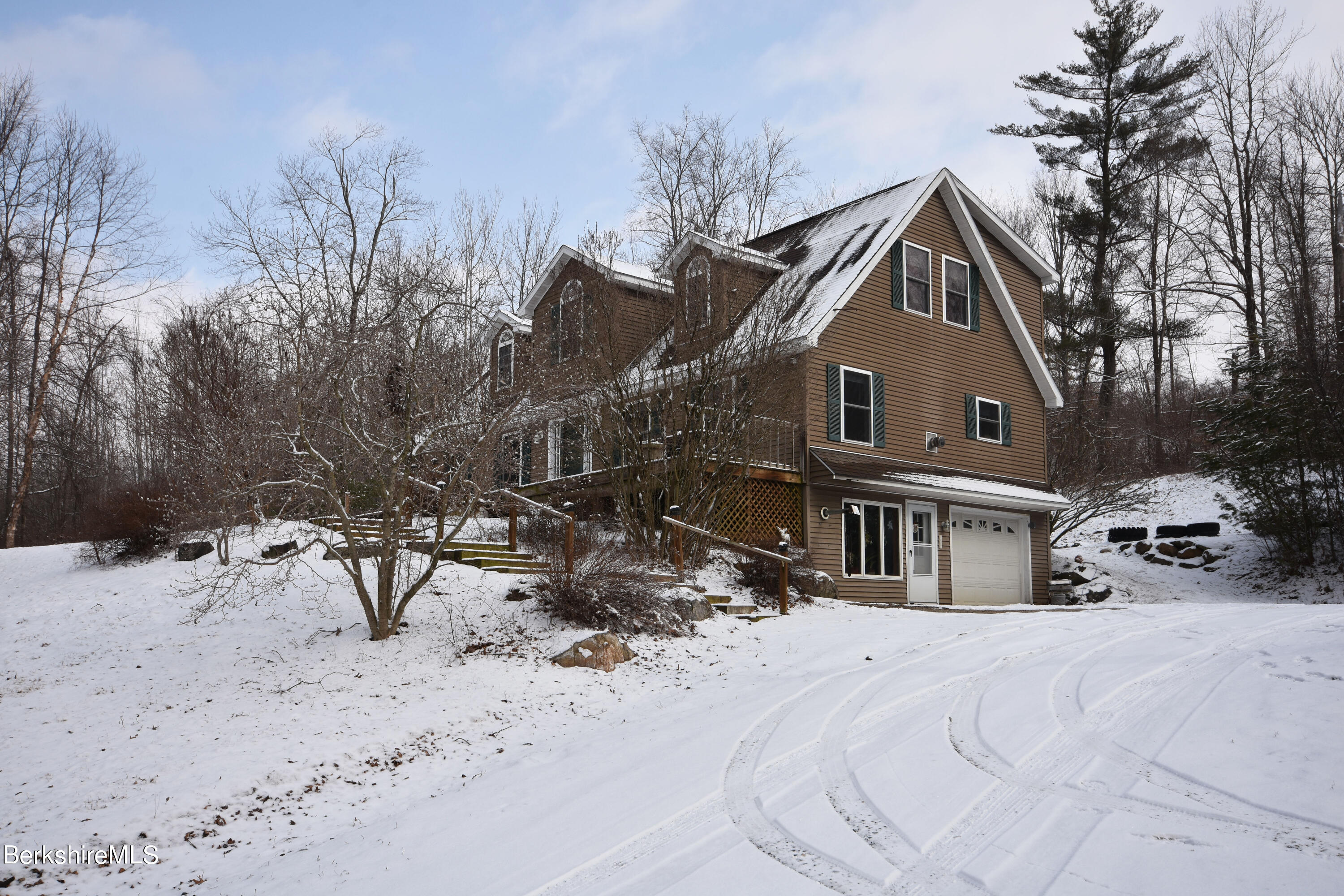 1474 County Road Sheffield, MA 01230 - Photo 4 of 61 Exterior
