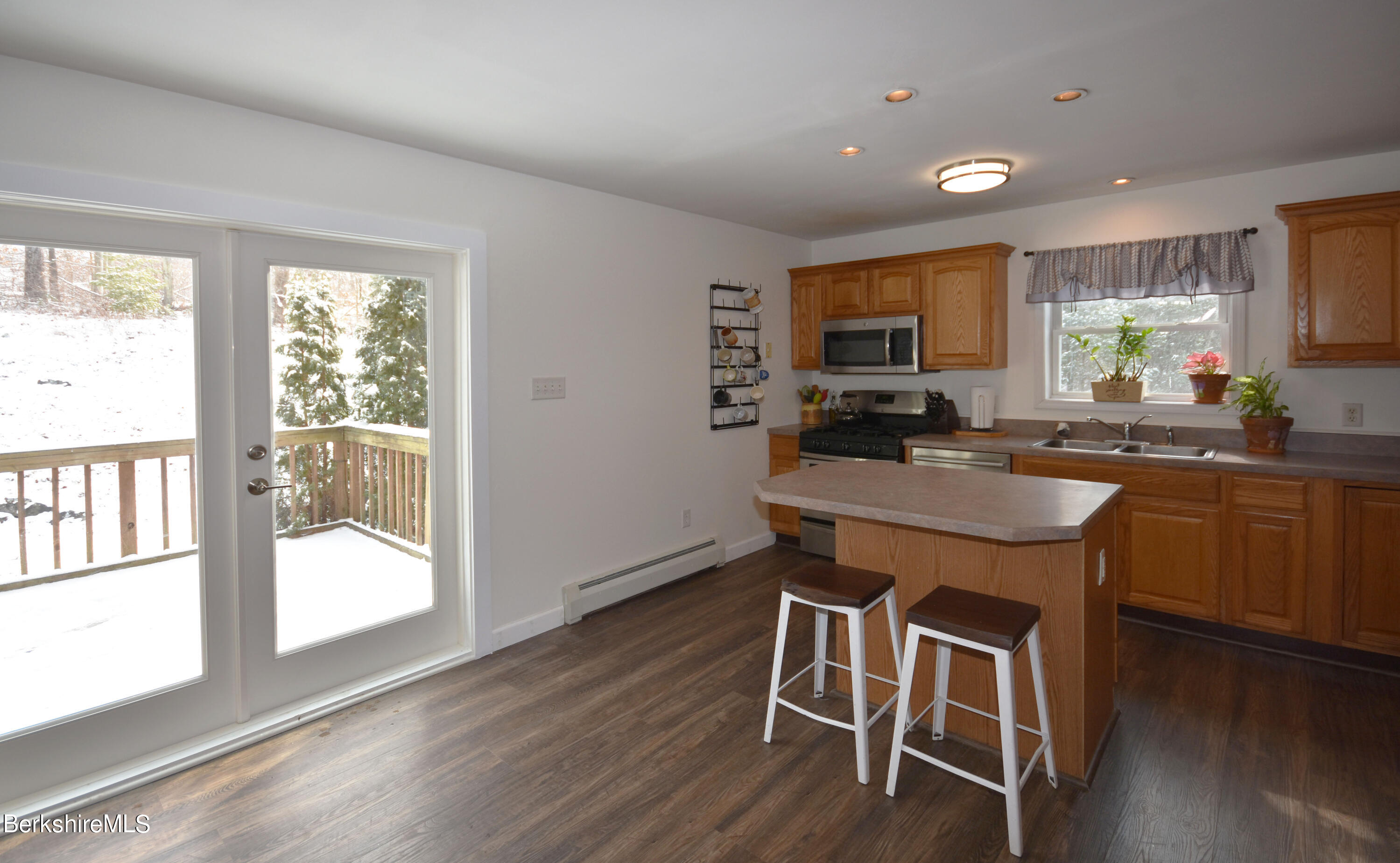 1474 County Road Sheffield, MA 01230 - Photo 10 of 61 Kitchen