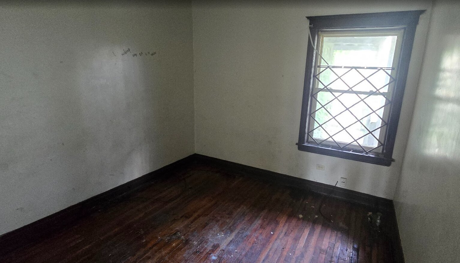 6355 South Racine Avenue Chicago, IL 60621 - Photo 13 of 18 Gallery Image 13