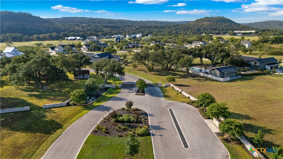 832 Wade Road New Braunfels, TX 78132 - Photo 6 of 11