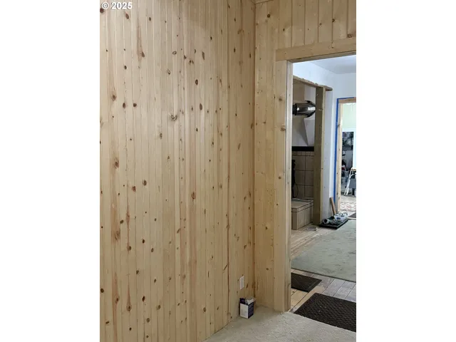 a view of a bathroom