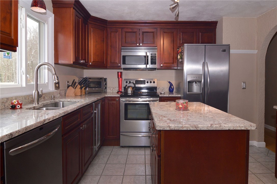 4 Paris Olney Hopkins Road Foster, RI 02825 - Photo 12 of 31