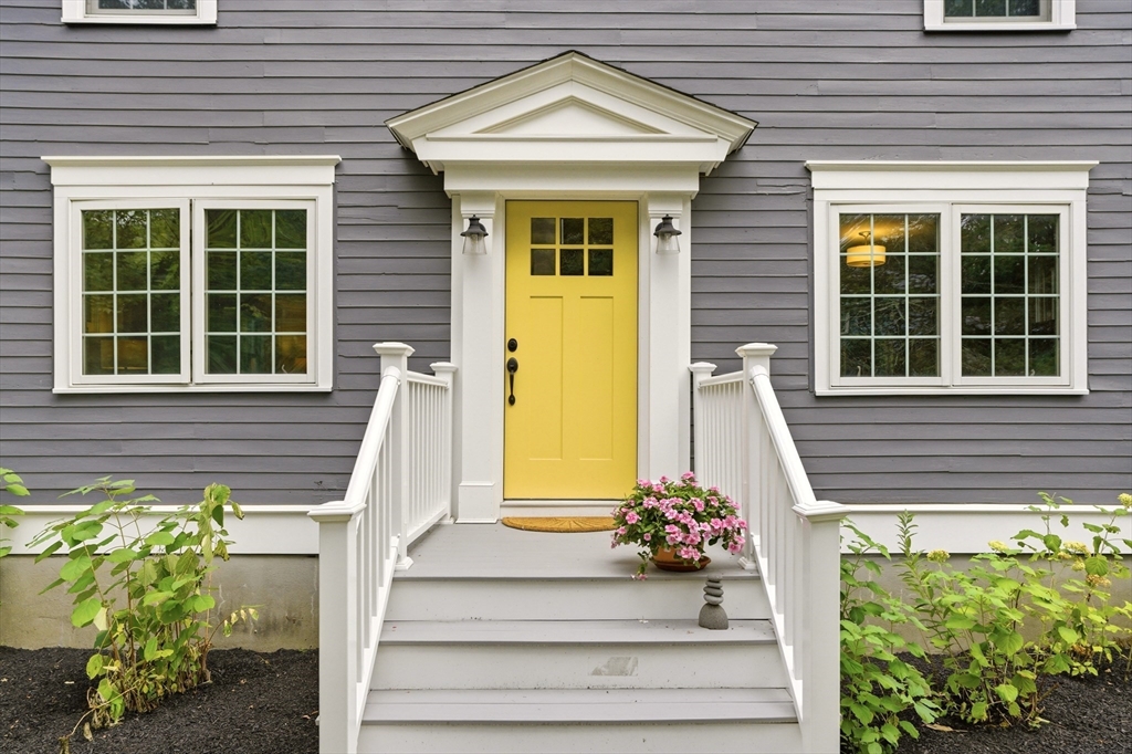 24 Prospect Road Andover, MA 01810 - Photo 2 of 26 Gallery Image 2