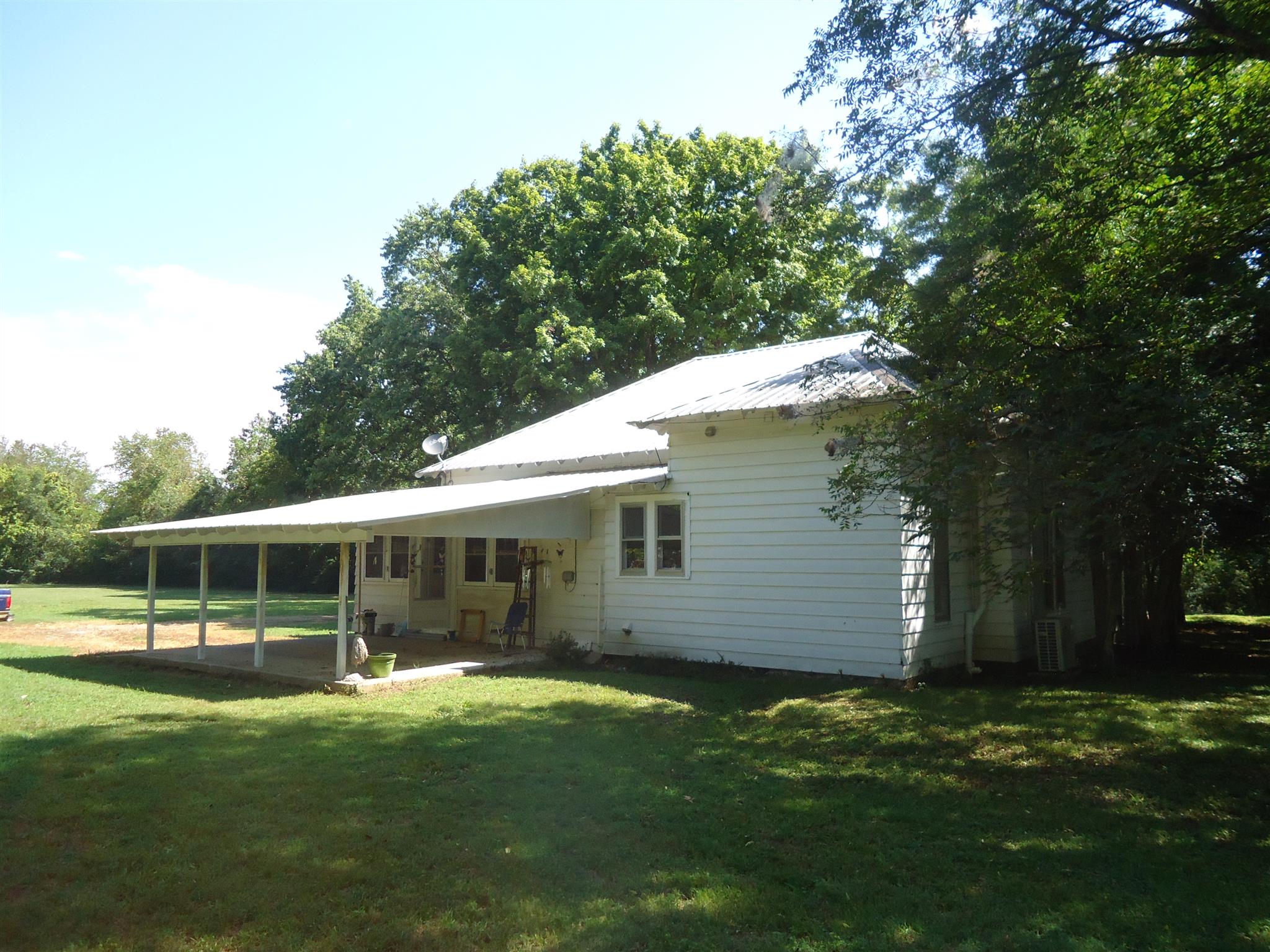 161 Bee Road Prospect, TN 38477 - Photo 3 of 19 a view of a house with backyard