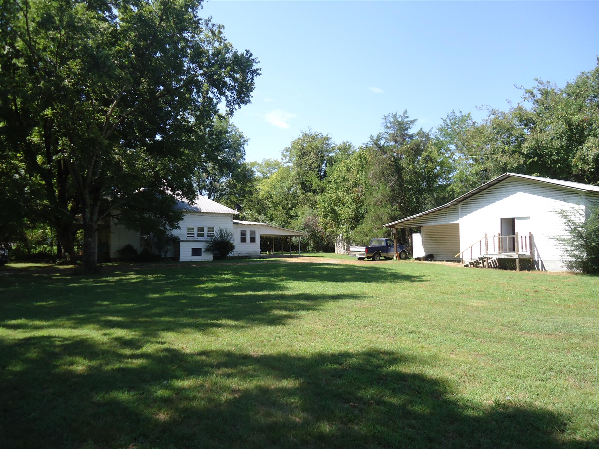 161 Bee Road Prospect, TN 38477 - Photo 5 of 19 a front view of a house with a yard