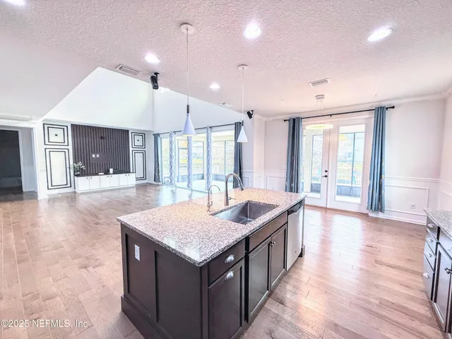 $3,900 | 102 Ann Scott Drive, St. Johns, FL 32259