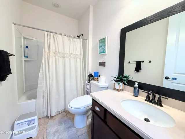 $3,900 | 102 Ann Scott Drive, St. Johns, FL 32259