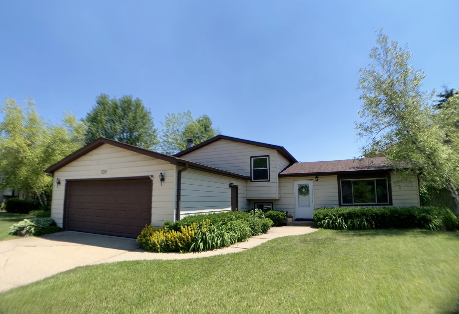 535 Whispering Pines Road Lindenhurst, IL 60046 - Photo 19 of 19