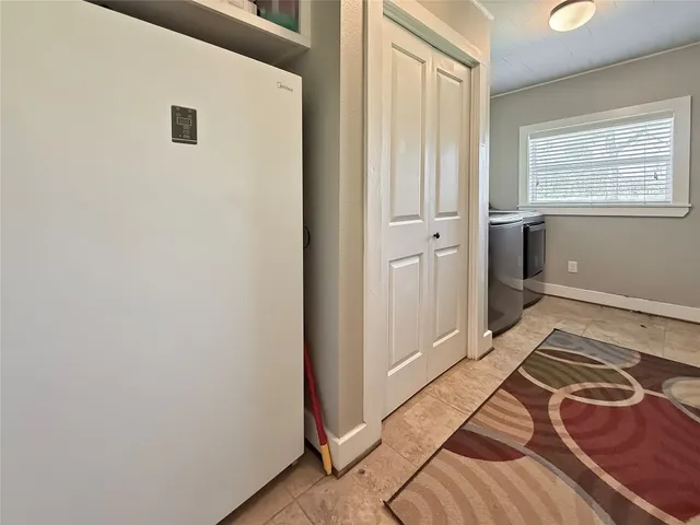 $599,000 | 1401 Farm To Market Road 112, Lexington, TX 78947