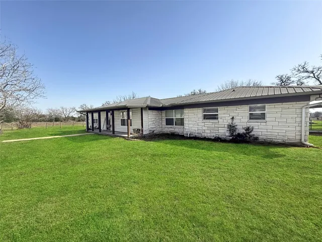 $599,000 | 1401 Farm To Market Road 112, Lexington, TX 78947