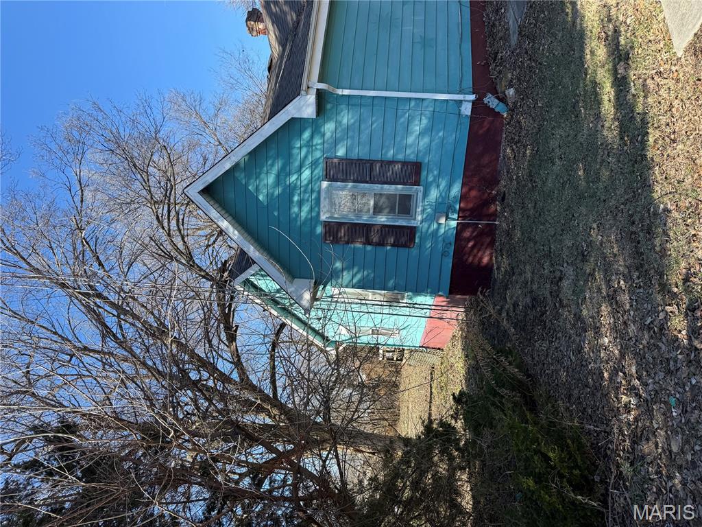 475 South Pearl Street Waverly, IL 62692 - Photo 2 of 6