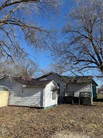 $29,900 | 475 South Pearl Street, Waverly, IL 62692