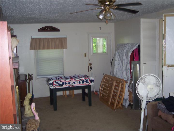 906 Pembroke Road Jenkintown, PA 19046 - Photo 17 of 21 Family Room