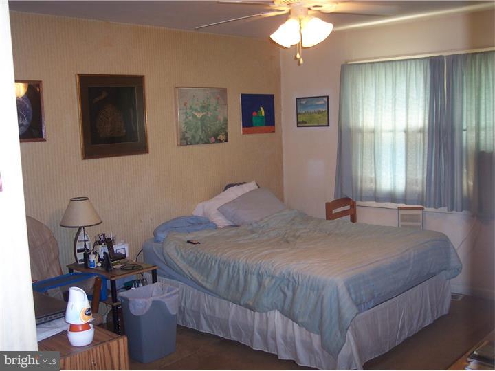 906 Pembroke Road Jenkintown, PA 19046 - Photo 10 of 21 Bedroom - Main