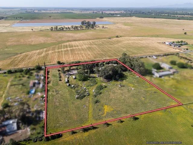 $399,000 | 633 Cox Lane, Oroville, CA 95965