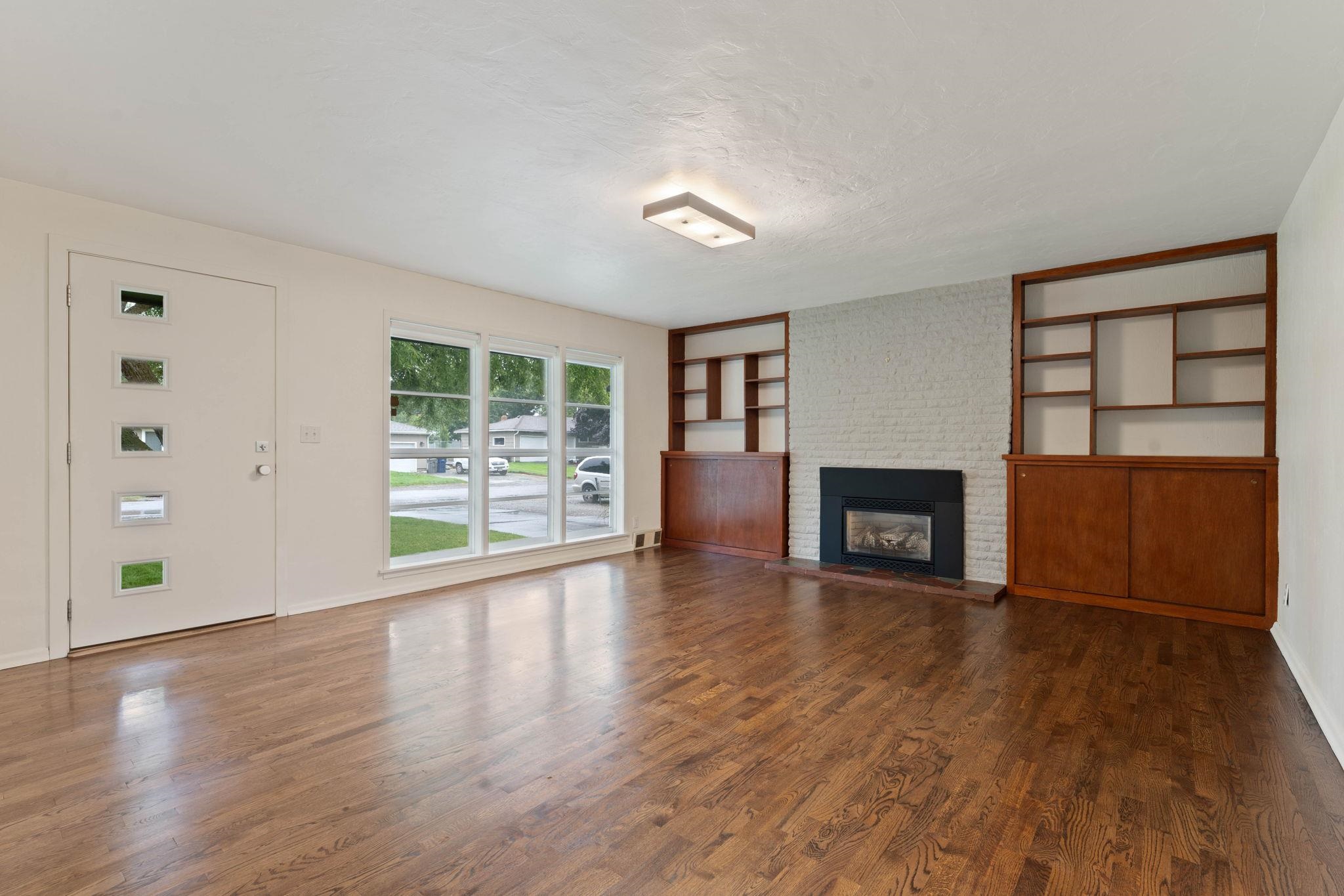 1109 North Bates Road Spokane Valley, WA 99206 - Photo 5 of 21 Gallery Image 5