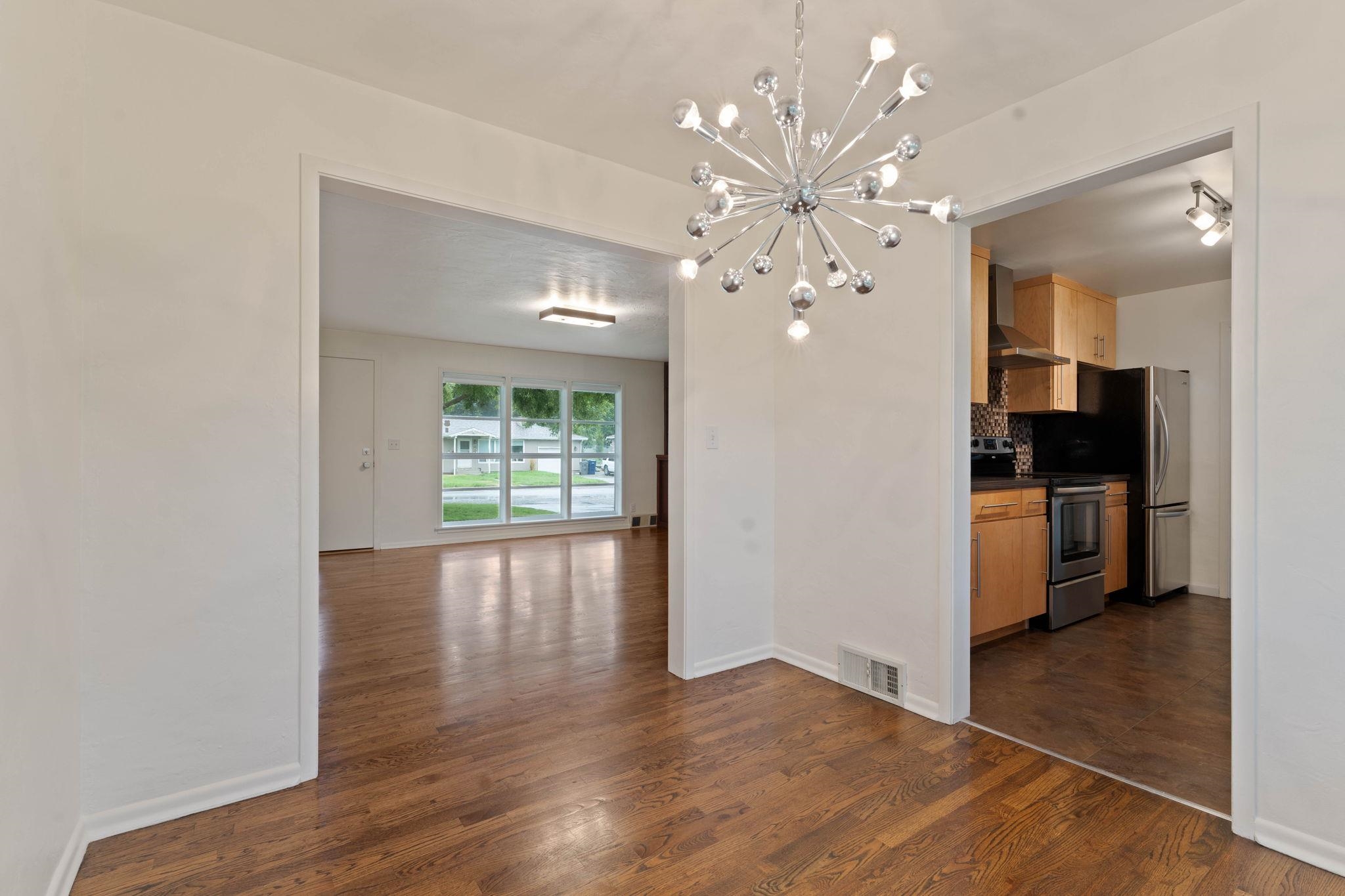 1109 North Bates Road Spokane Valley, WA 99206 - Photo 9 of 21 Gallery Image 9