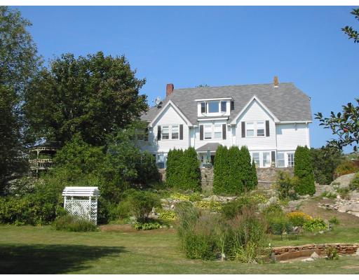 55 Grapevine Road Gloucester, MA 01930 - Photo 2 of 11