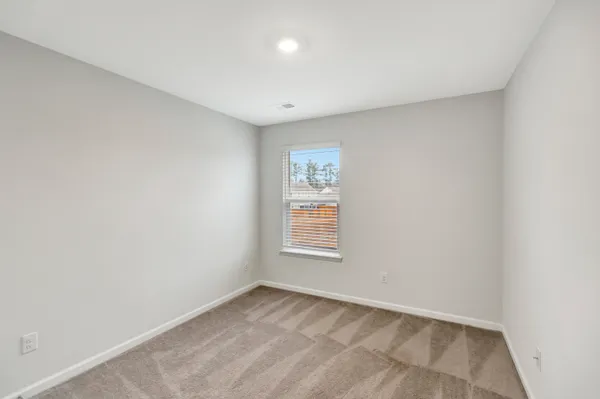 $2,350 | 575 Wayton Circle, Moncks Corner, SC 29461