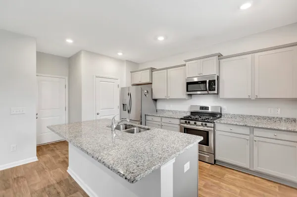 $2,350 | 575 Wayton Circle, Moncks Corner, SC 29461