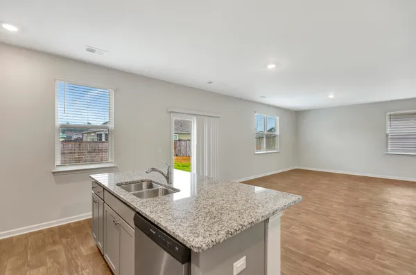 $2,350 | 575 Wayton Circle, Moncks Corner, SC 29461