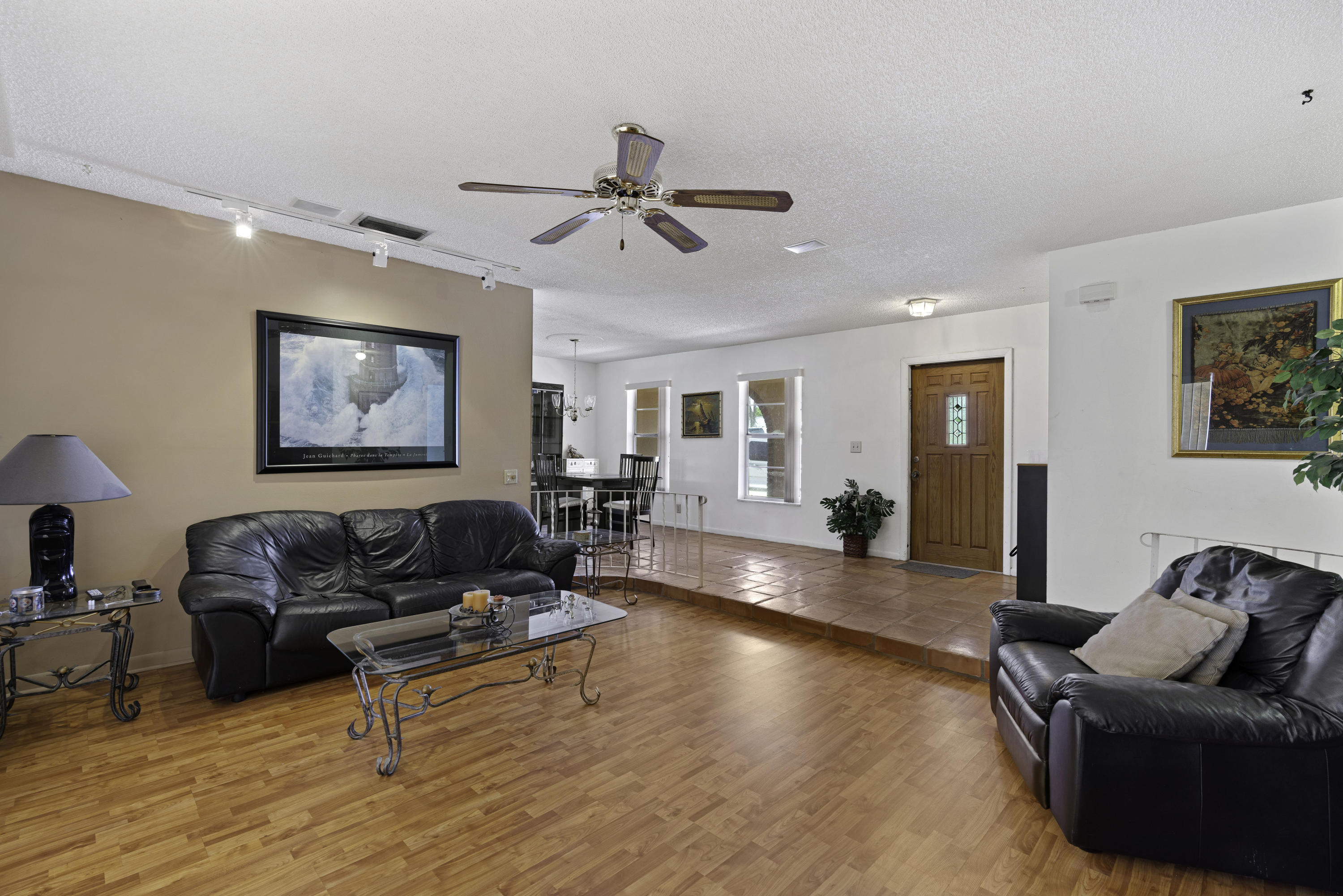 1700 Southwest 9th Street Boca Raton, FL 33486 - Photo 4 of 22 Living Room