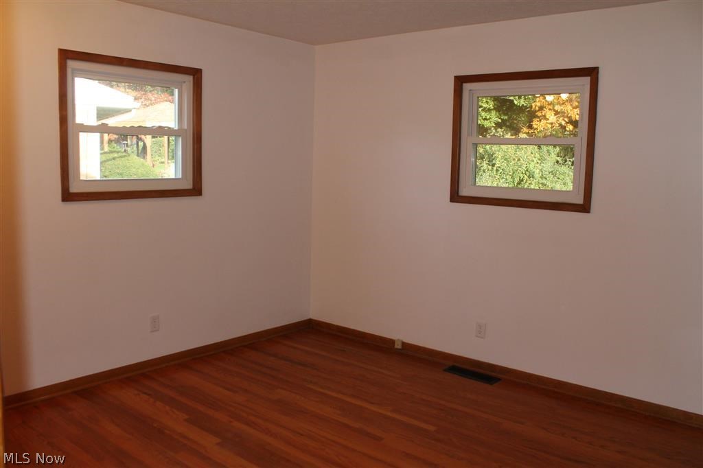 274 Manor Avenue Northwest Canton, OH 44708 - Photo 9 of 18