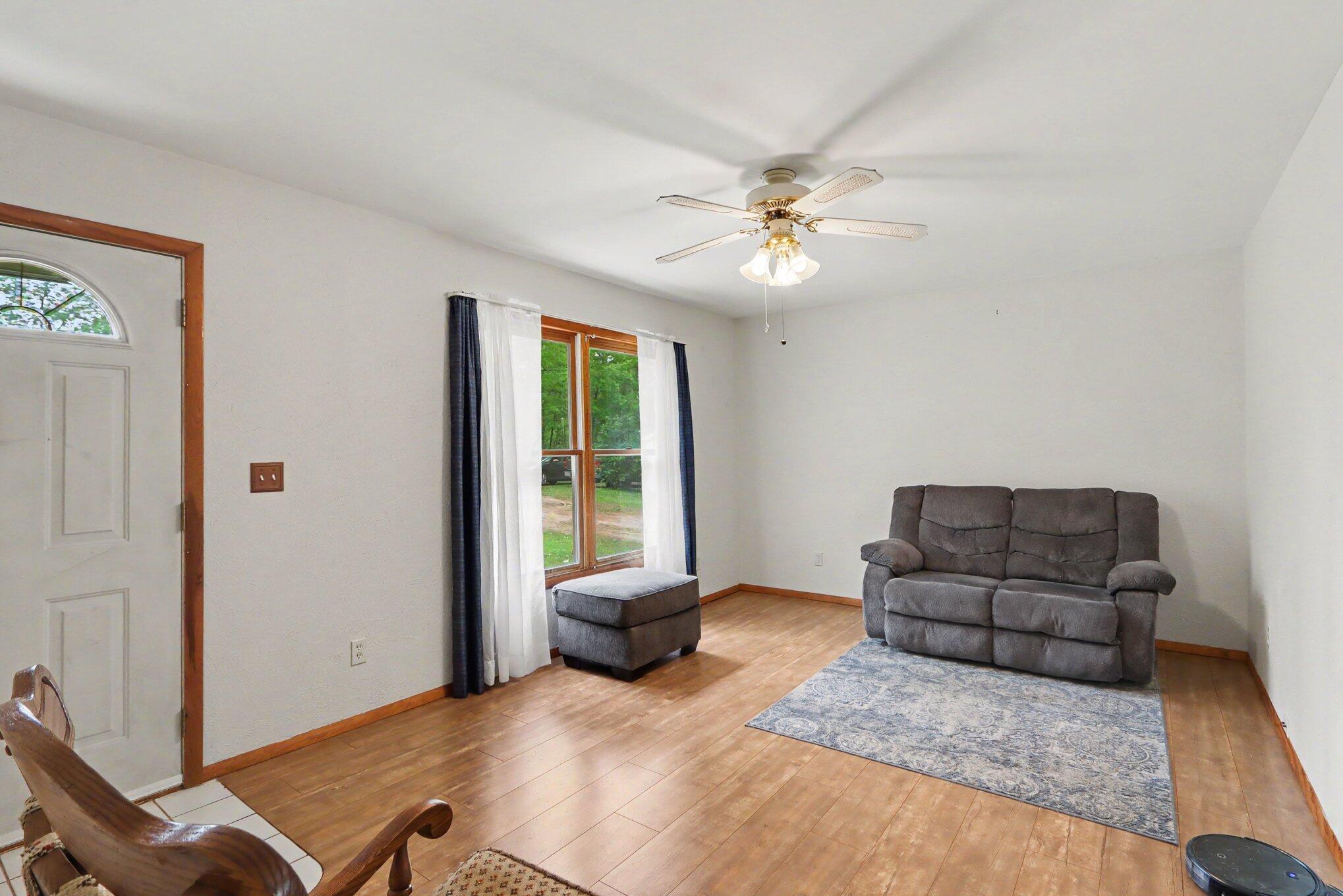 11750 Lewis Road Plainwell, MI 49080 - Photo 4 of 28 003_file_2123