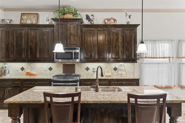 $325,000 | 211 Chinaberry Trail, Forney, TX 75126