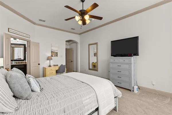 $325,000 | 211 Chinaberry Trail, Forney, TX 75126