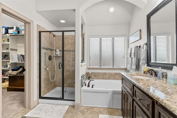 $325,000 | 211 Chinaberry Trail, Forney, TX 75126