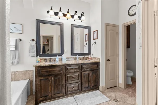 $325,000 | 211 Chinaberry Trail, Forney, TX 75126