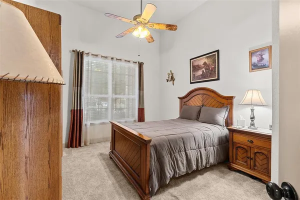 $325,000 | 211 Chinaberry Trail, Forney, TX 75126