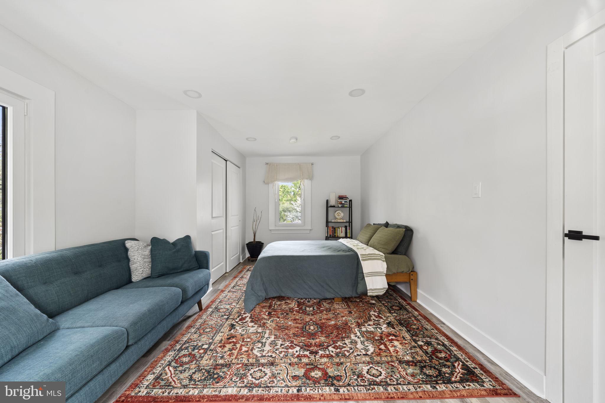 2549 Church Road Glenside, PA 19038 - Photo 22 of 40 Serene space with vibrant accents.