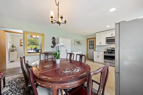 $299,900 | 196 Country Craft Road, Estill, SC 29918