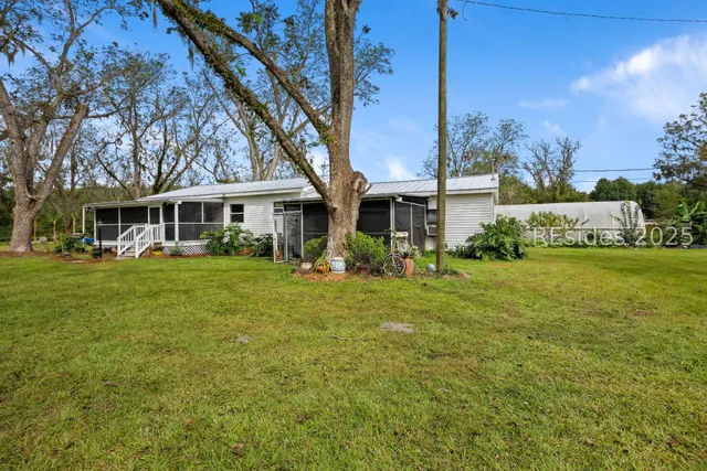 $299,900 | 196 Country Craft Road, Estill, SC 29918