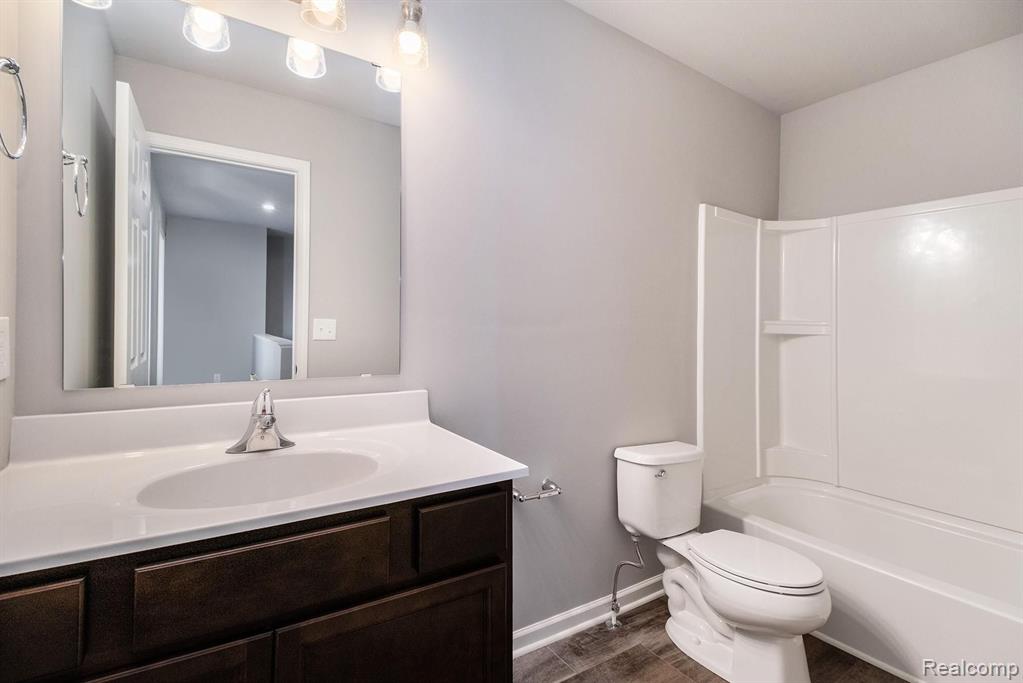 5364 Northwood Road Grand Blanc, MI 48439 - Photo 18 of 23