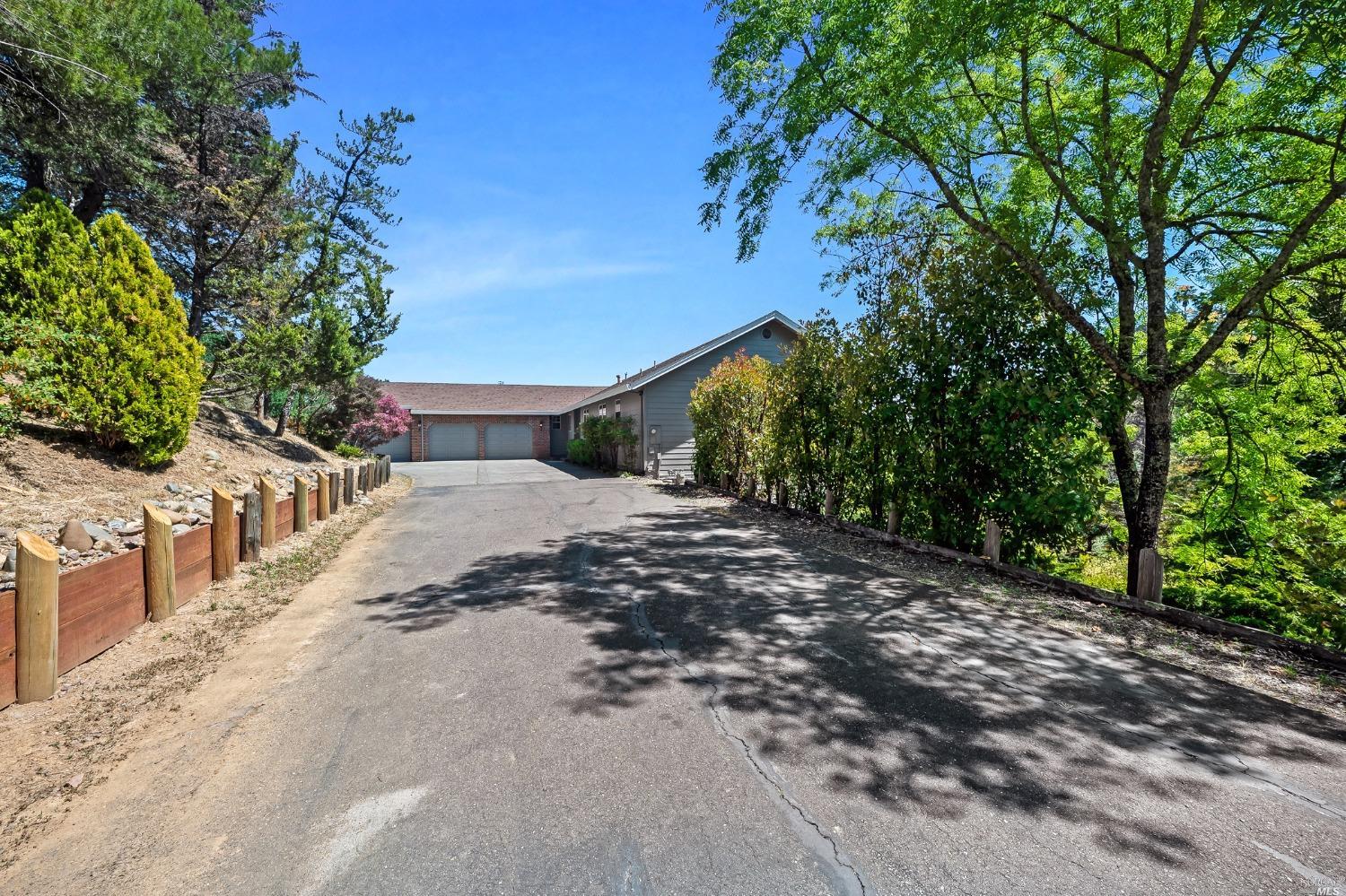 332 Burgundy Road Healdsburg, CA 95448 - Photo 1 of 1 Gallery Image 1
