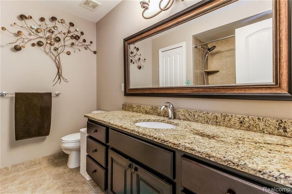4906 Stonehenge Drive Rochester, MI 48306 - Photo 37 of 53
