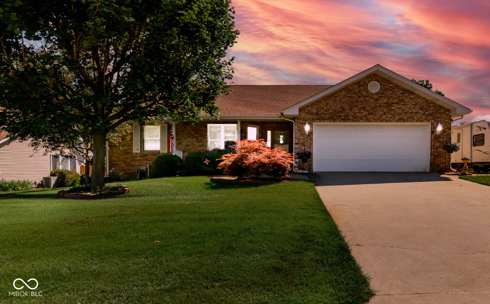 208 Springhill Road Seymour, IN 47274 - Photo 1 of 105 Gallery Image 1