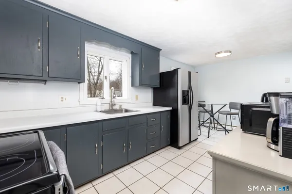 $310,000 | 9 Glendale Road, Enfield, CT 06082