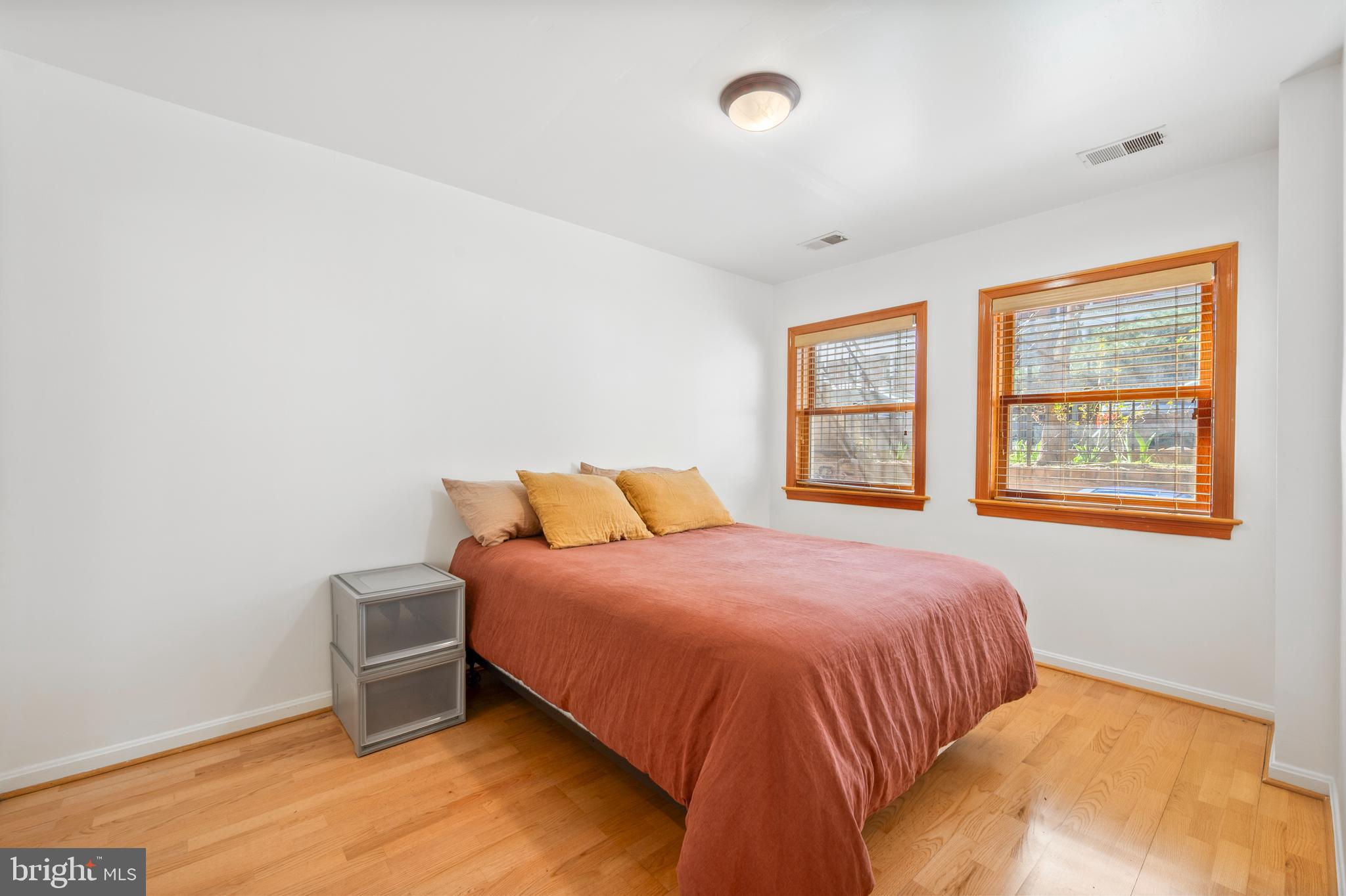 1645 Park Road Northwest, Unit 2 Washington, DC 20010 - Photo 10 of 19