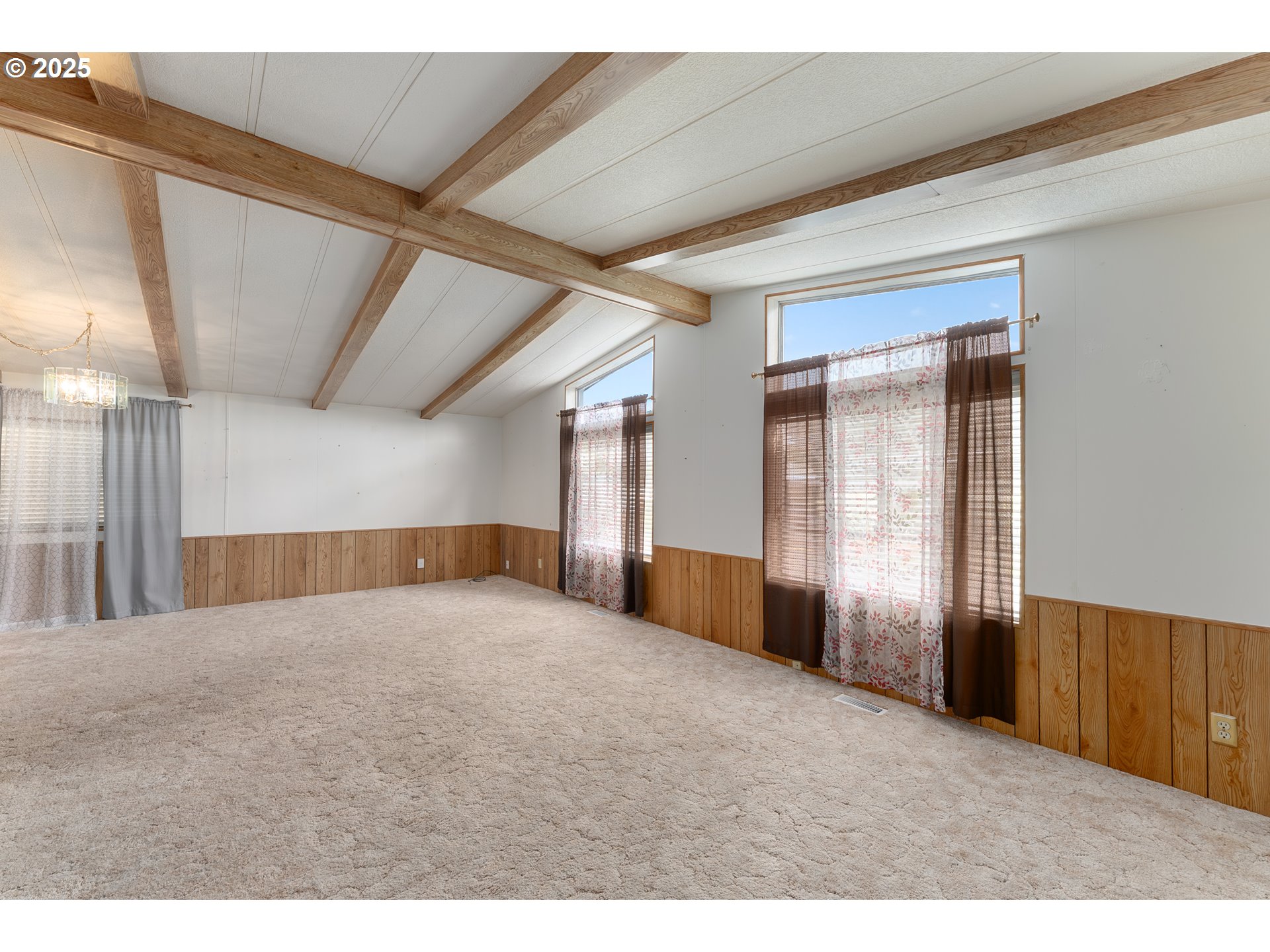1006 Shadow Ranch Lane Roseburg, OR 97470 - Photo 3 of 37 Gallery Image 3