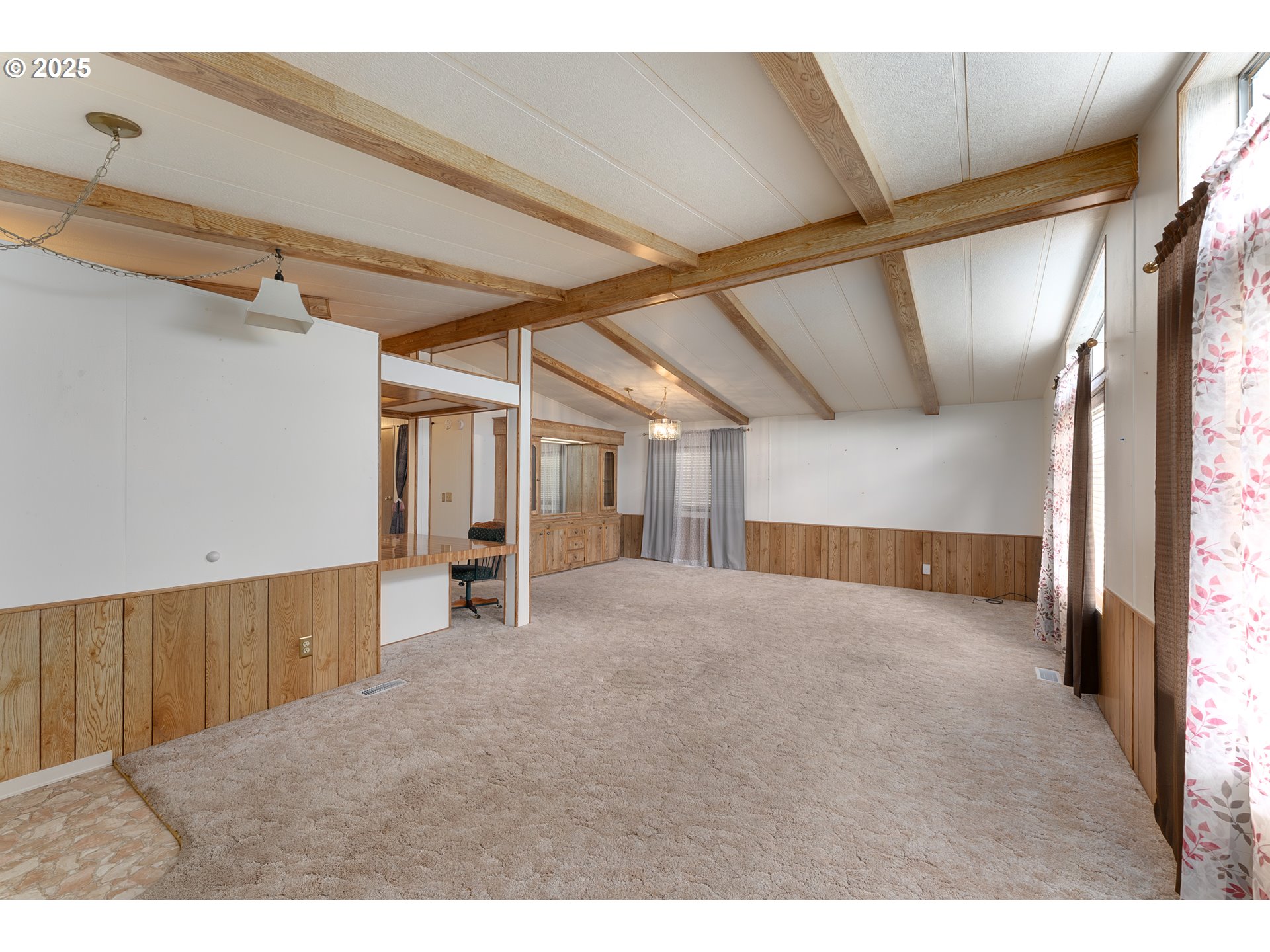 1006 Shadow Ranch Lane Roseburg, OR 97470 - Photo 4 of 37 Gallery Image 4