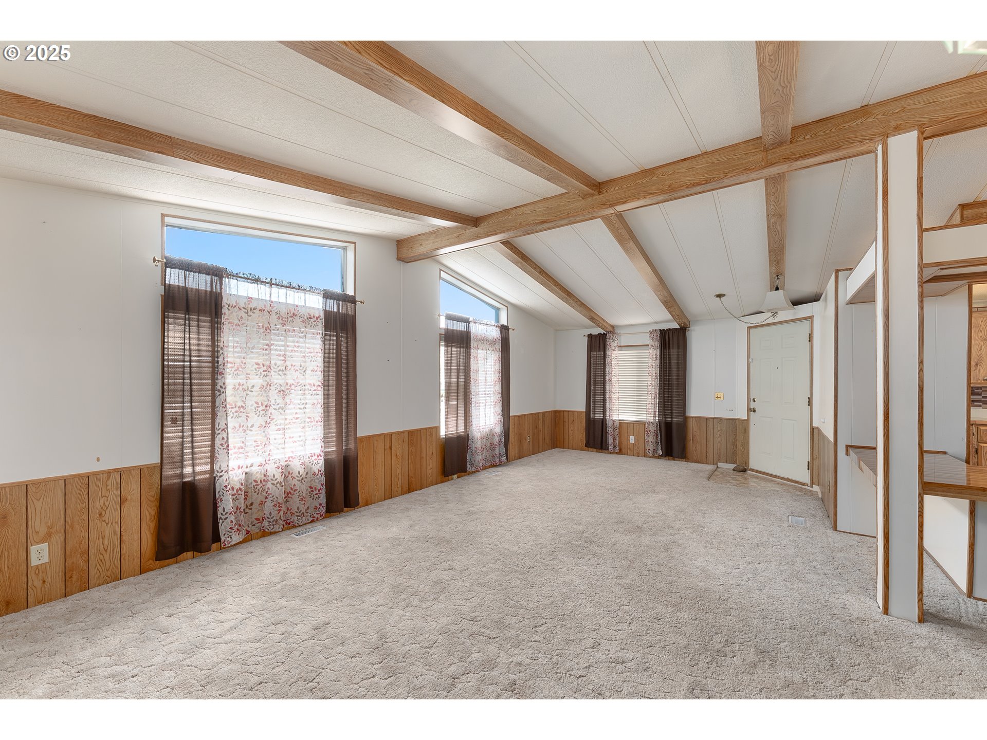 1006 Shadow Ranch Lane Roseburg, OR 97470 - Photo 7 of 37 Gallery Image 7