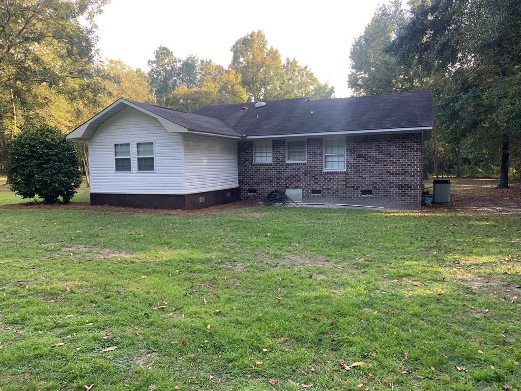 1888 Bethlehem Road Manning, SC 29102 - Photo 6 of 16