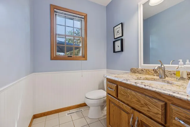 $830,000 | 941 Pineridge Court, Mahtomedi, MN 55115