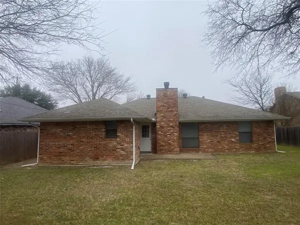 $1,850 | 104 Mesa Moor Drive, Glenn Heights, TX 75154