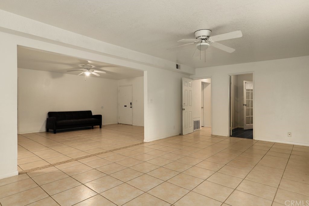 658 Spruce Street Riverside, CA 92507 - Photo 7 of 42