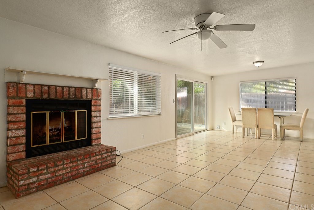 658 Spruce Street Riverside, CA 92507 - Photo 9 of 42